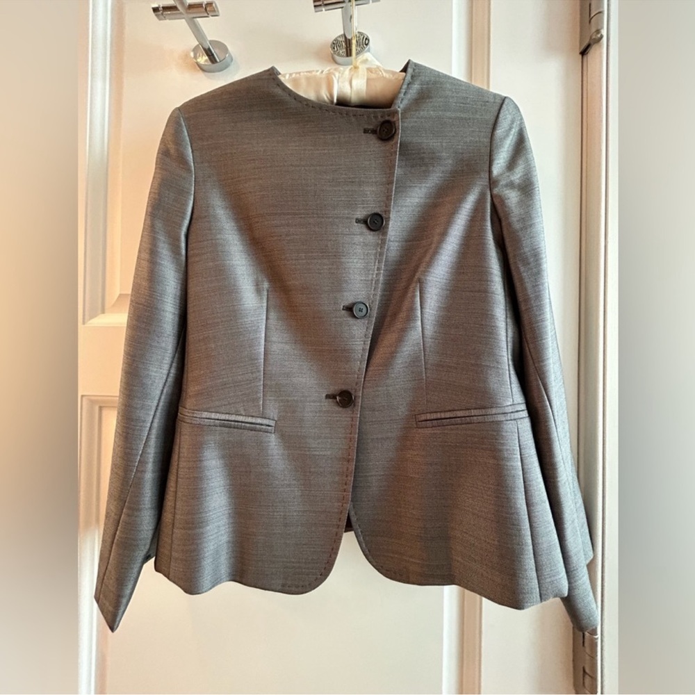 MaxMara blazer. Grey metallic. Size 4